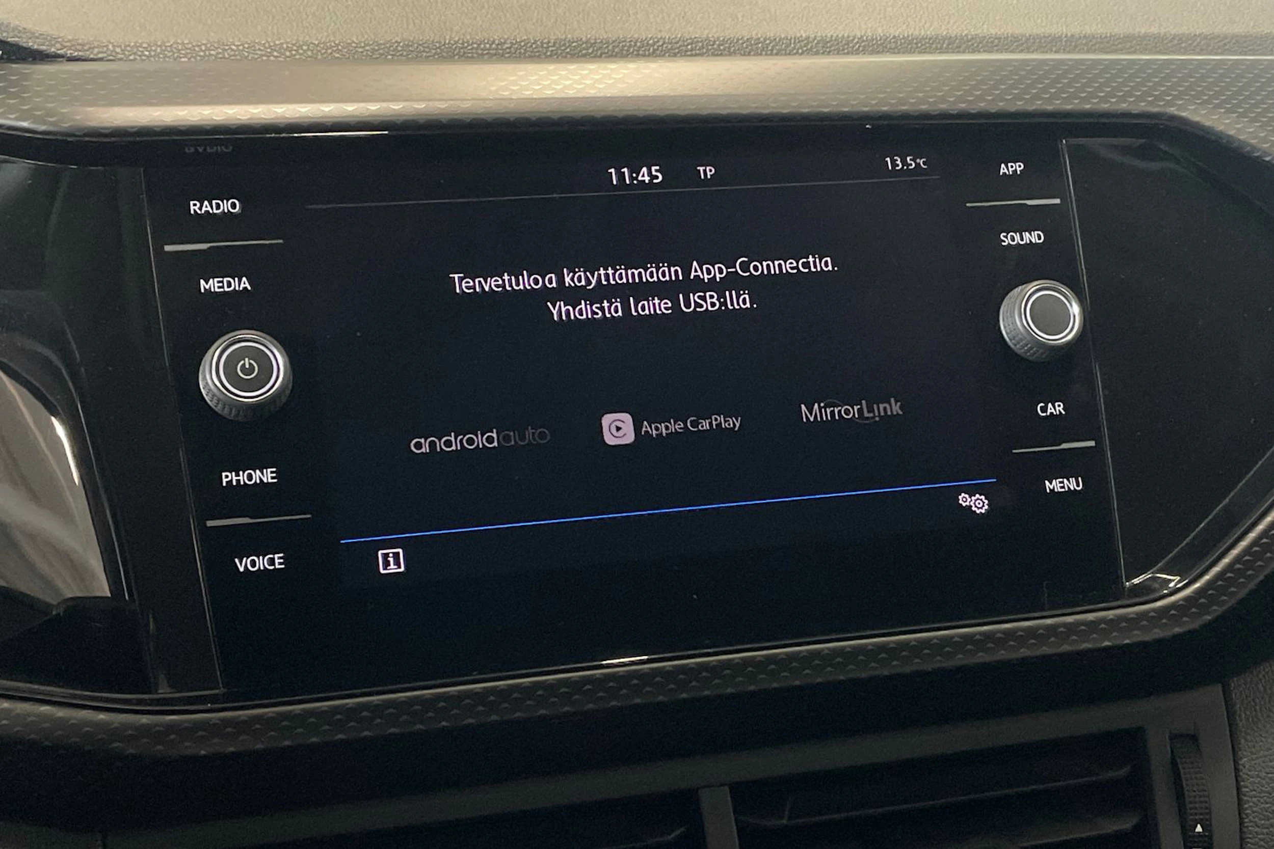 punainen Volkswagen T-Cross 2020 kuva 23.
