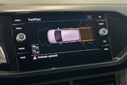 punainen Volkswagen T-Cross 2020 kuva 26.