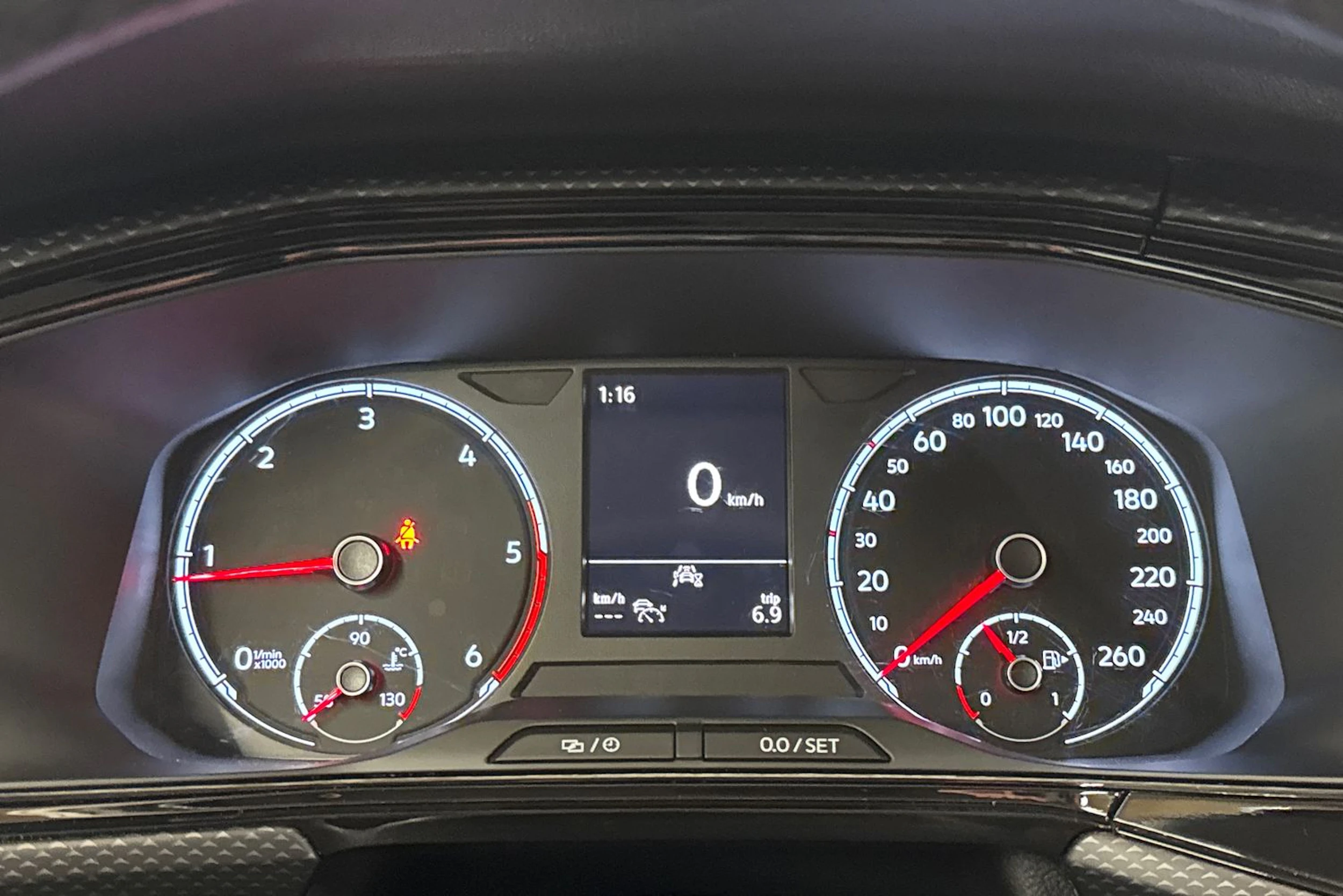 valkoinen Volkswagen T-Cross 2020 kuva 18.