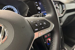 valkoinen Volkswagen T-Cross 2020 kuva 23.