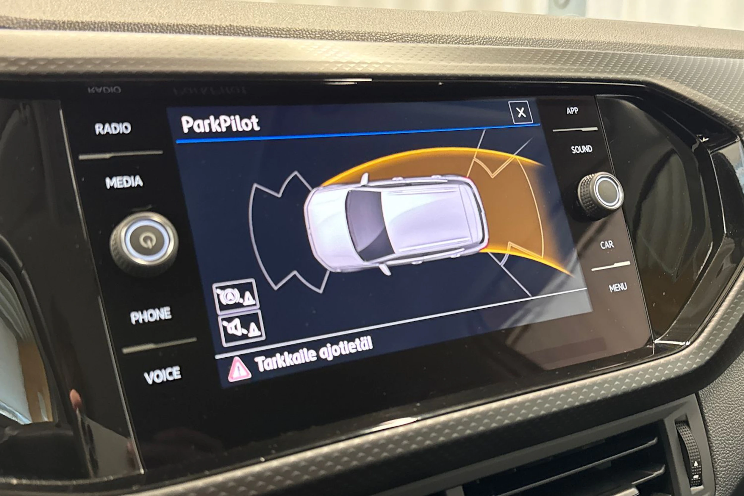 valkoinen Volkswagen T-Cross 2020 kuva 25.