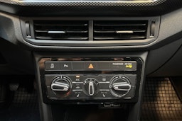 valkoinen Volkswagen T-Cross 2020 kuva 23.