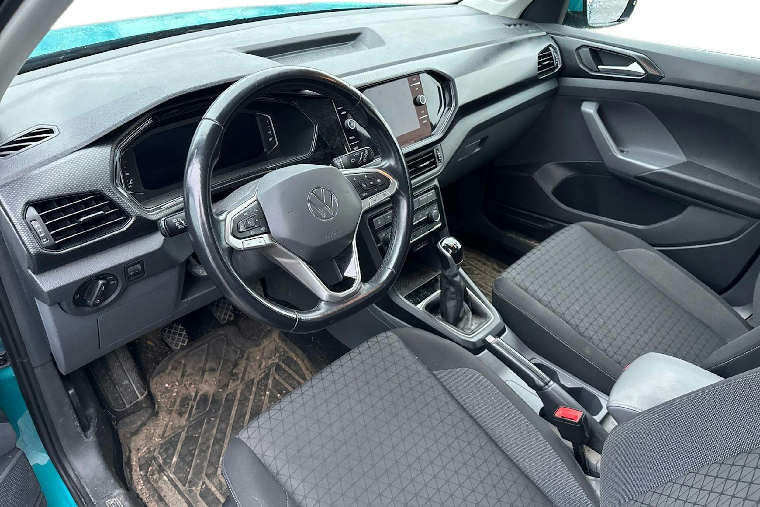 Sininen Volkswagen T-Cross 2020 kuva 3.