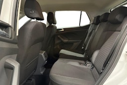 valkoinen Volkswagen T-Cross 2021 kuva 10.