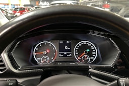 valkoinen Volkswagen T-Cross 2021 kuva 22.