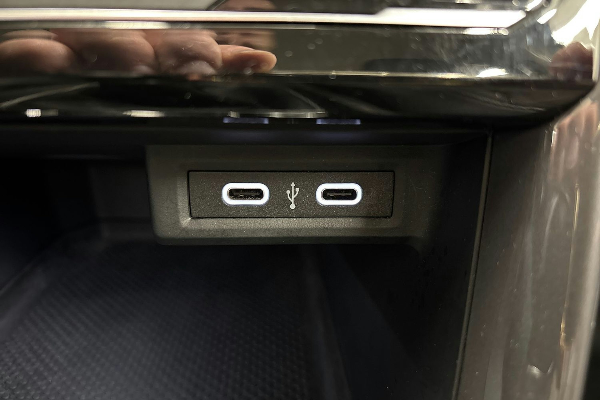 valkoinen Volkswagen T-Cross 2021 kuva 22.