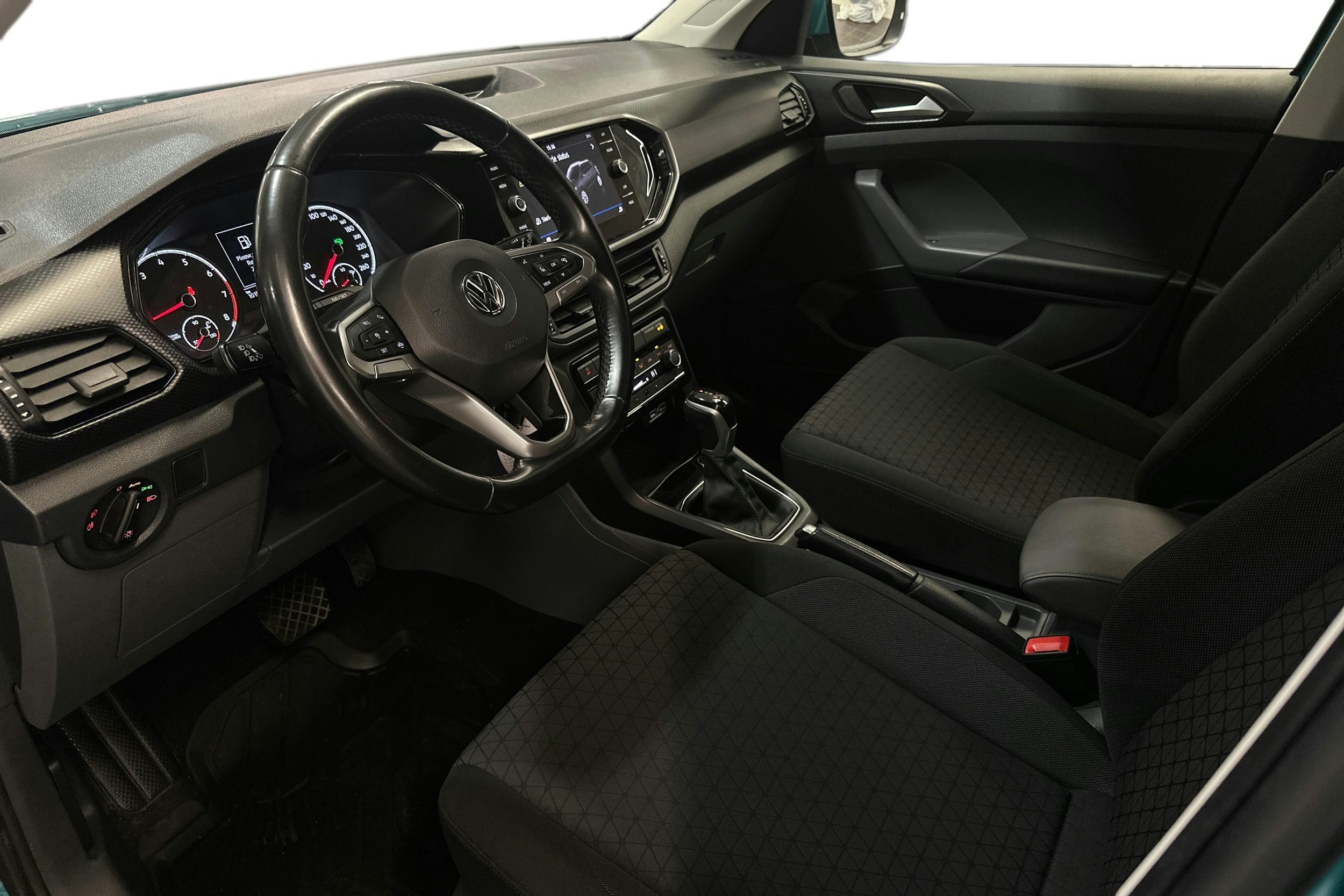 Sininen Volkswagen T-Cross 2020 kuva 7.