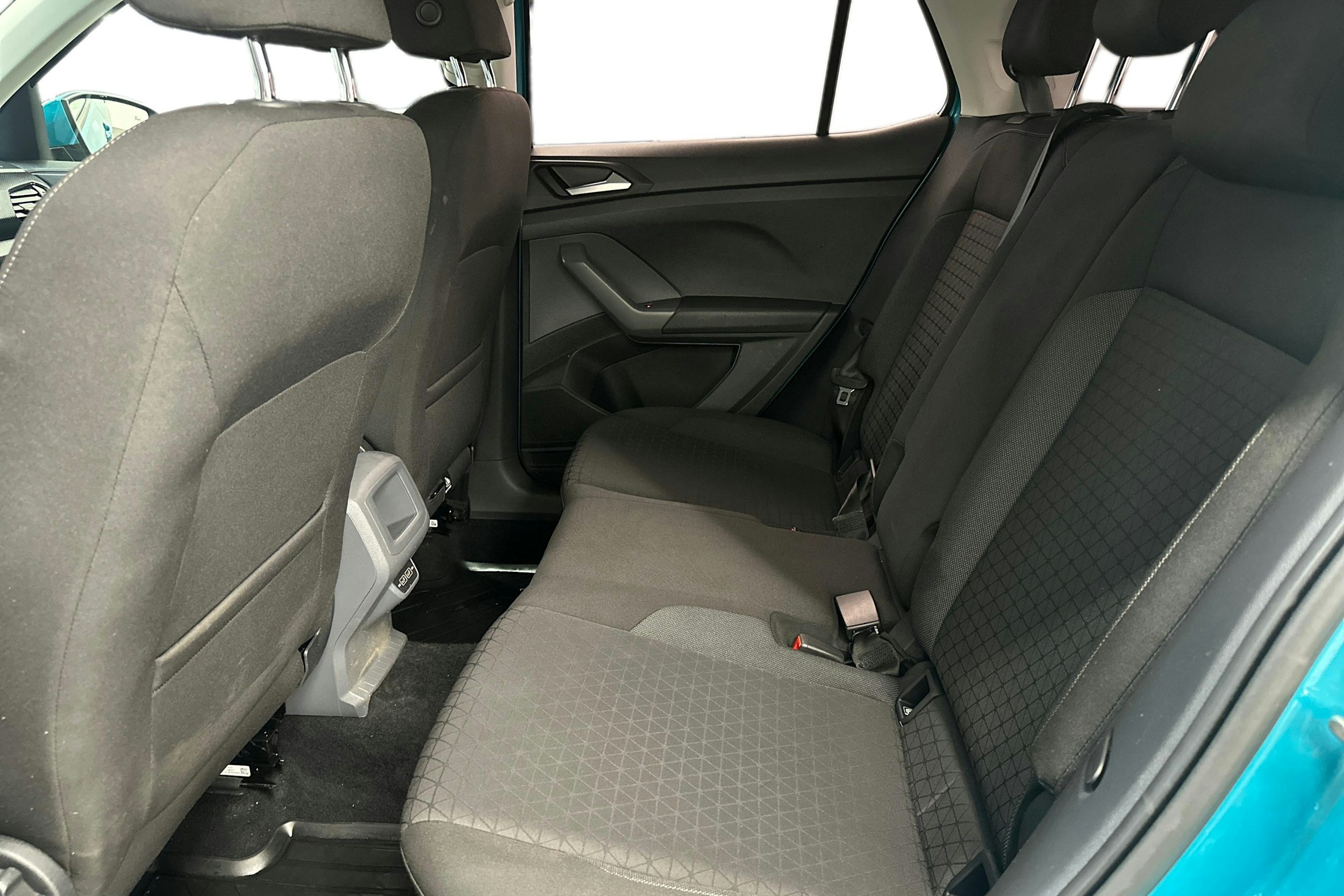 Sininen Volkswagen T-Cross 2020 kuva 10.