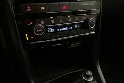 Sininen Volkswagen T-Cross 2020 kuva 17.