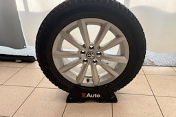 oranssi Volkswagen T-Cross 2020 kuva 29.