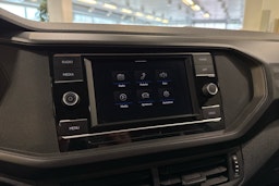 sininen Volkswagen T-Cross 2020 kuva 21.