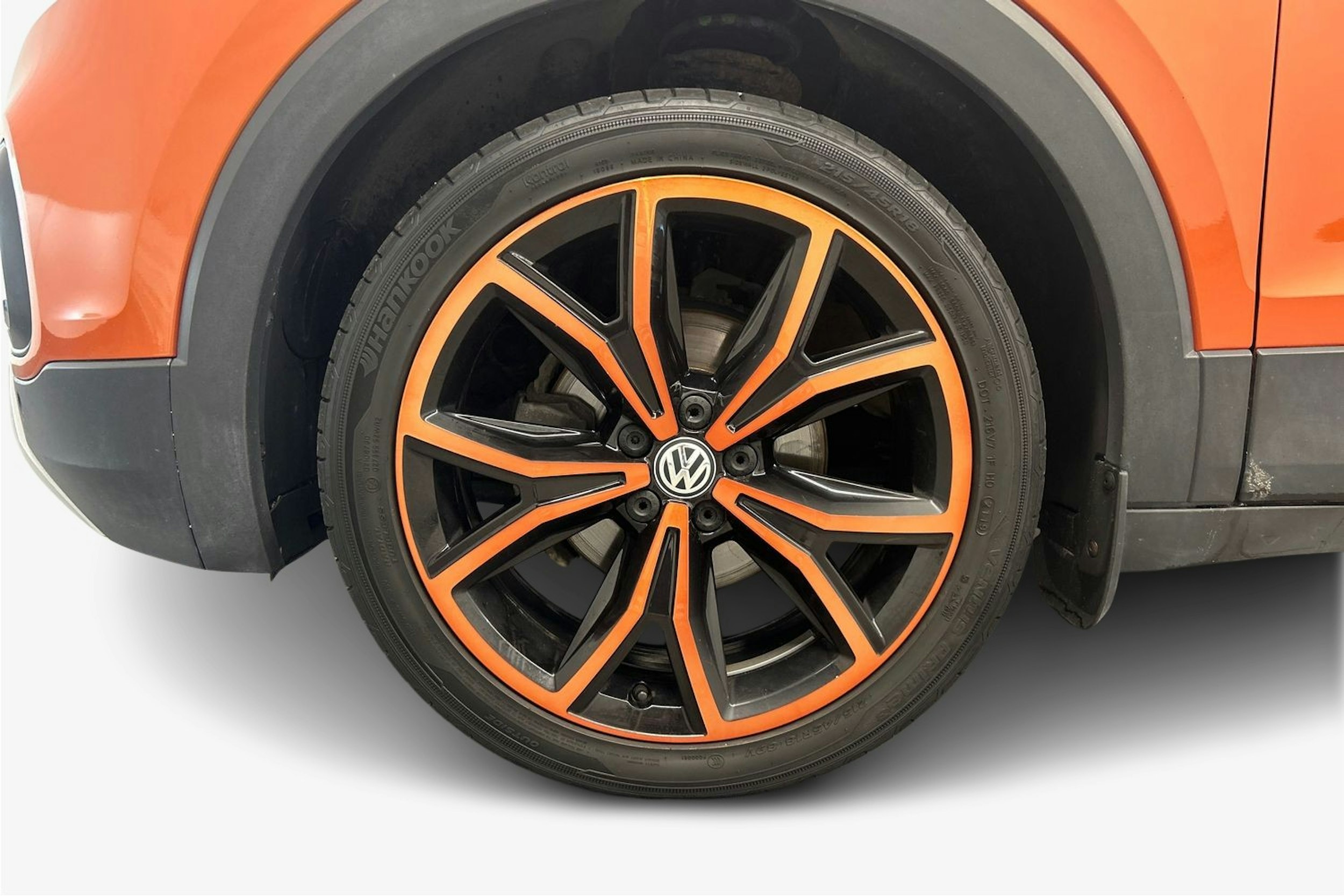 oranssi Volkswagen T-Cross 2020 kuva 11.