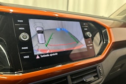 oranssi Volkswagen T-Cross 2020 kuva 23.