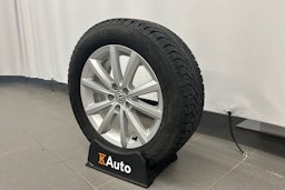 oranssi Volkswagen T-Cross 2020 kuva 26.