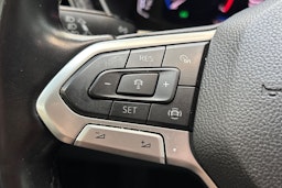 valkoinen Volkswagen T-Cross 2020 kuva 18.
