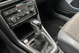 valkoinen Volkswagen T-Cross 2020 kuva 28.