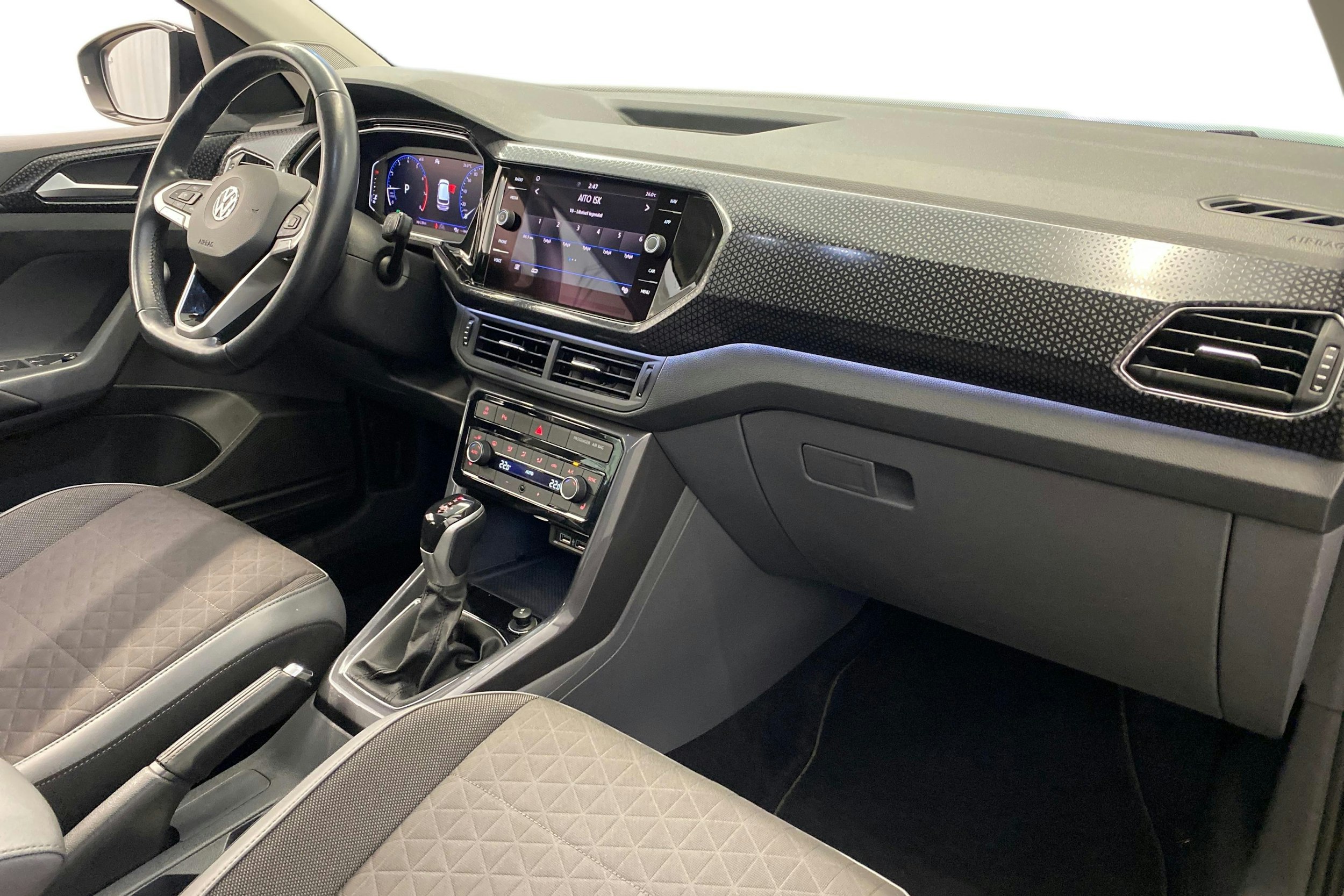 harmaa Volkswagen T-Cross 2020 kuva 10.