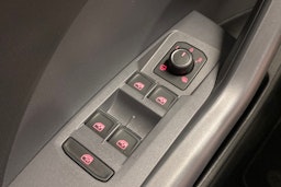 harmaa Volkswagen T-Cross 2020 kuva 17.