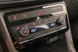 harmaa Volkswagen T-Cross 2020 kuva 26.