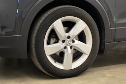 harmaa Volkswagen T-Cross 2020 kuva 32.