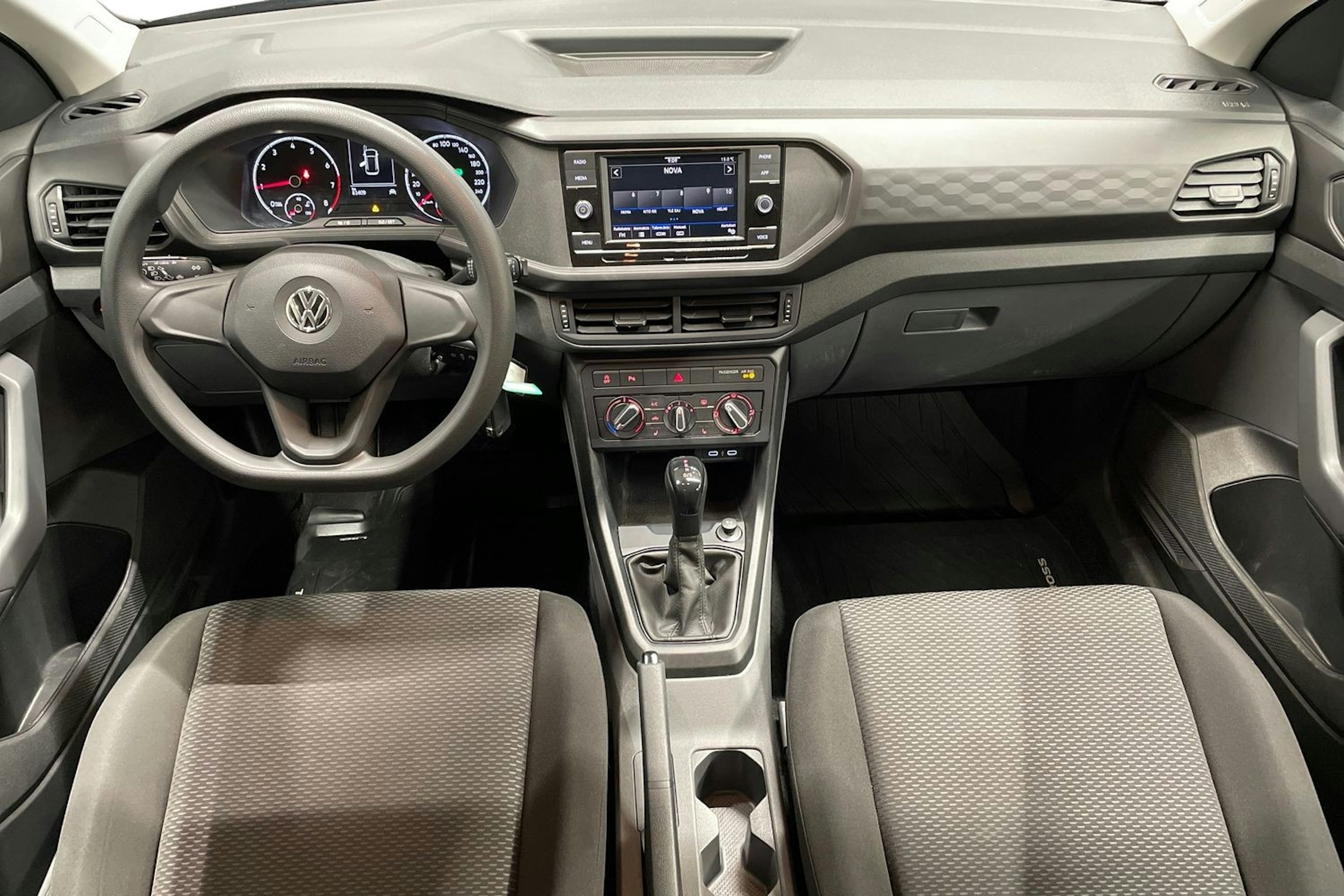 harmaa Volkswagen T-Cross 2020 kuva 9.