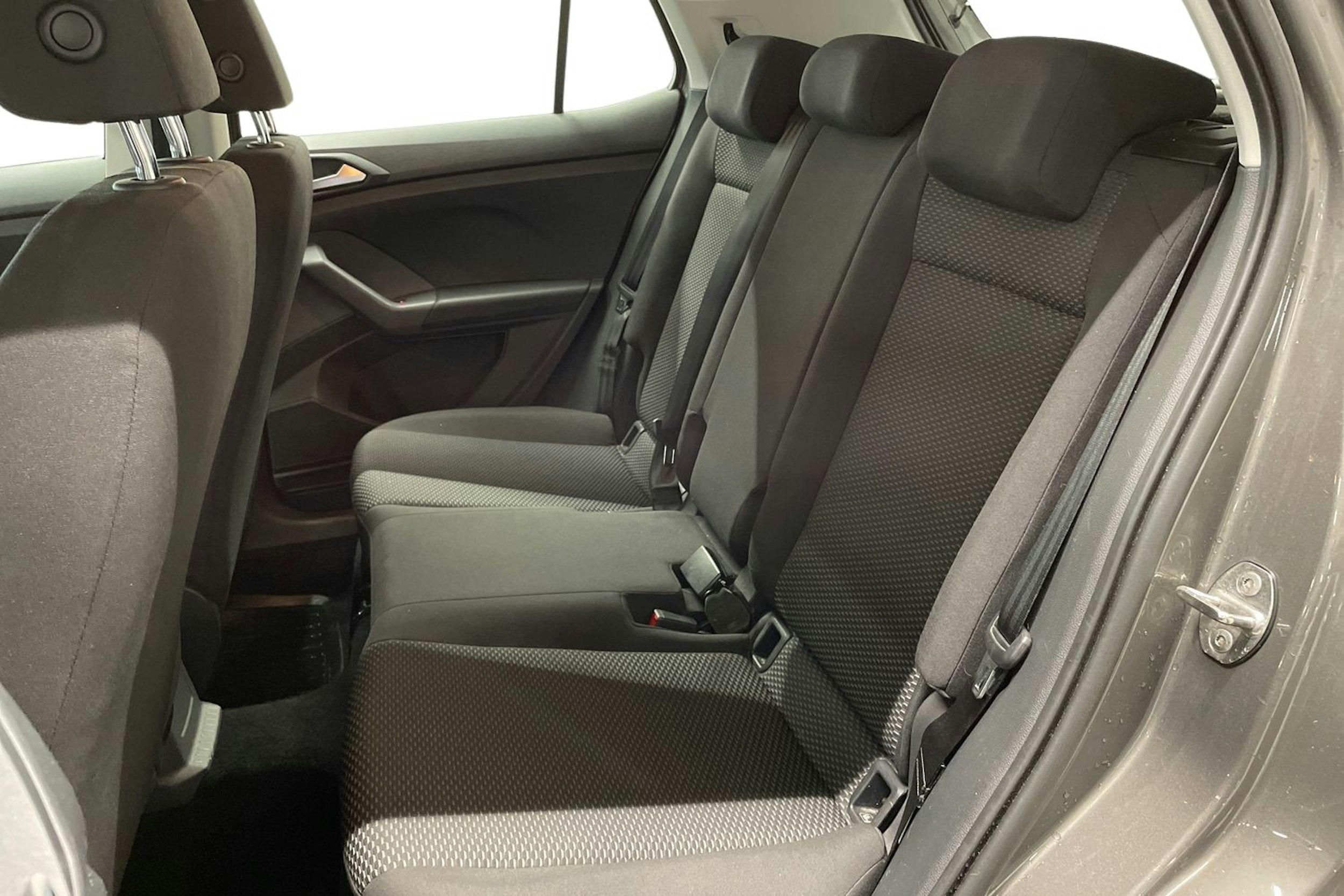 harmaa Volkswagen T-Cross 2020 kuva 10.