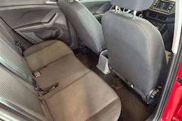 punainen Volkswagen T-Cross 2020 kuva 16.