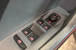 punainen Volkswagen T-Cross 2020 kuva 19.