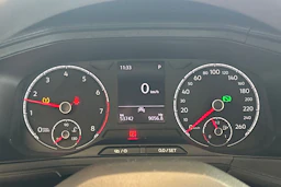punainen Volkswagen T-Cross 2020 kuva 31.