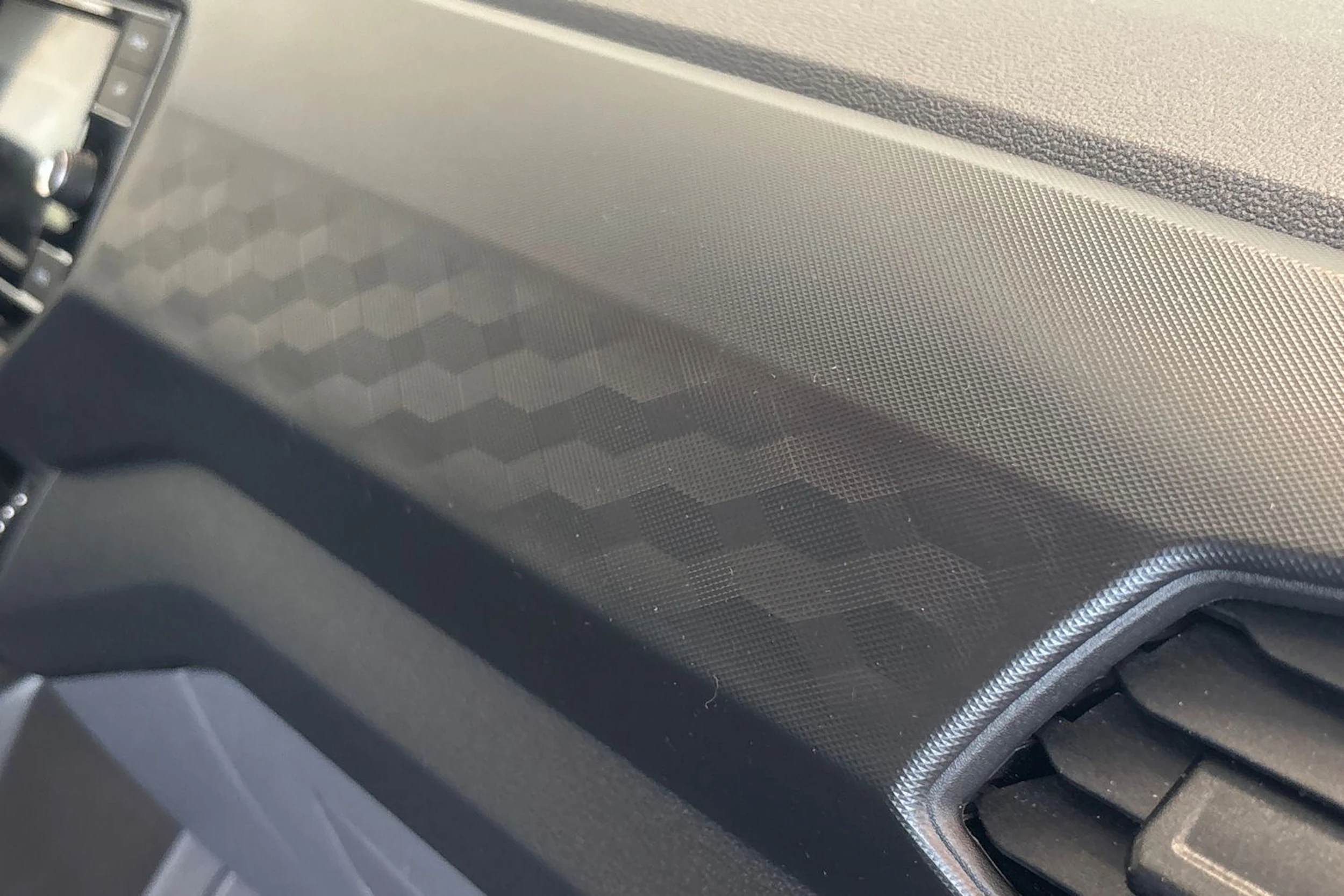 punainen Volkswagen T-Cross 2020 kuva 35.