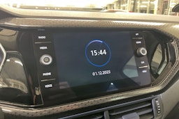 Harmaa Volkswagen T-Cross 2020 kuva 17.