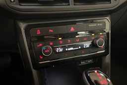 Harmaa Volkswagen T-Cross 2020 kuva 20.