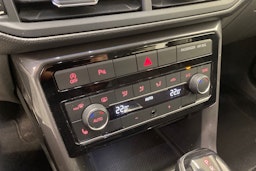 Valkoinen Volkswagen T-Cross 2020 kuva 20.