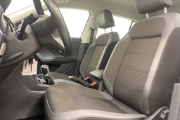 Valkoinen Volkswagen T-Cross 2020 kuva 23.