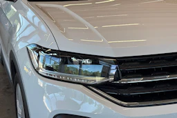 Valkoinen Volkswagen T-Cross 2020 kuva 5.