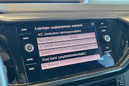 Valkoinen Volkswagen T-Cross 2020 kuva 6.