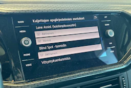 Valkoinen Volkswagen T-Cross 2020 kuva 7.