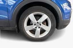met. sininen Volkswagen T-Cross 2020 kuva 9.