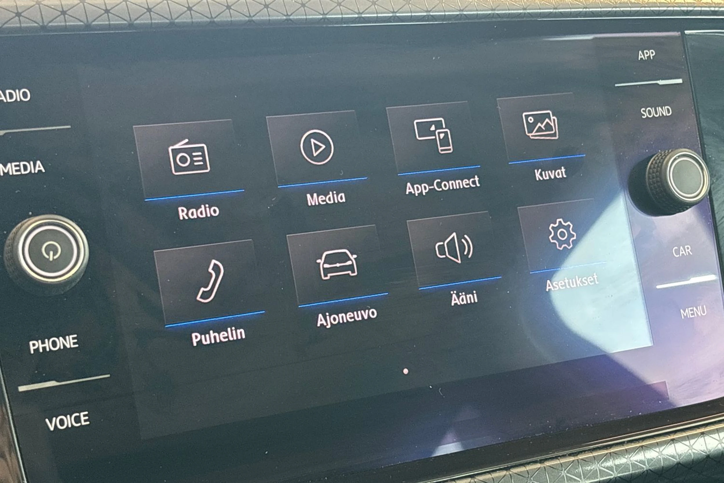 met. sininen Volkswagen T-Cross 2020 kuva 23.