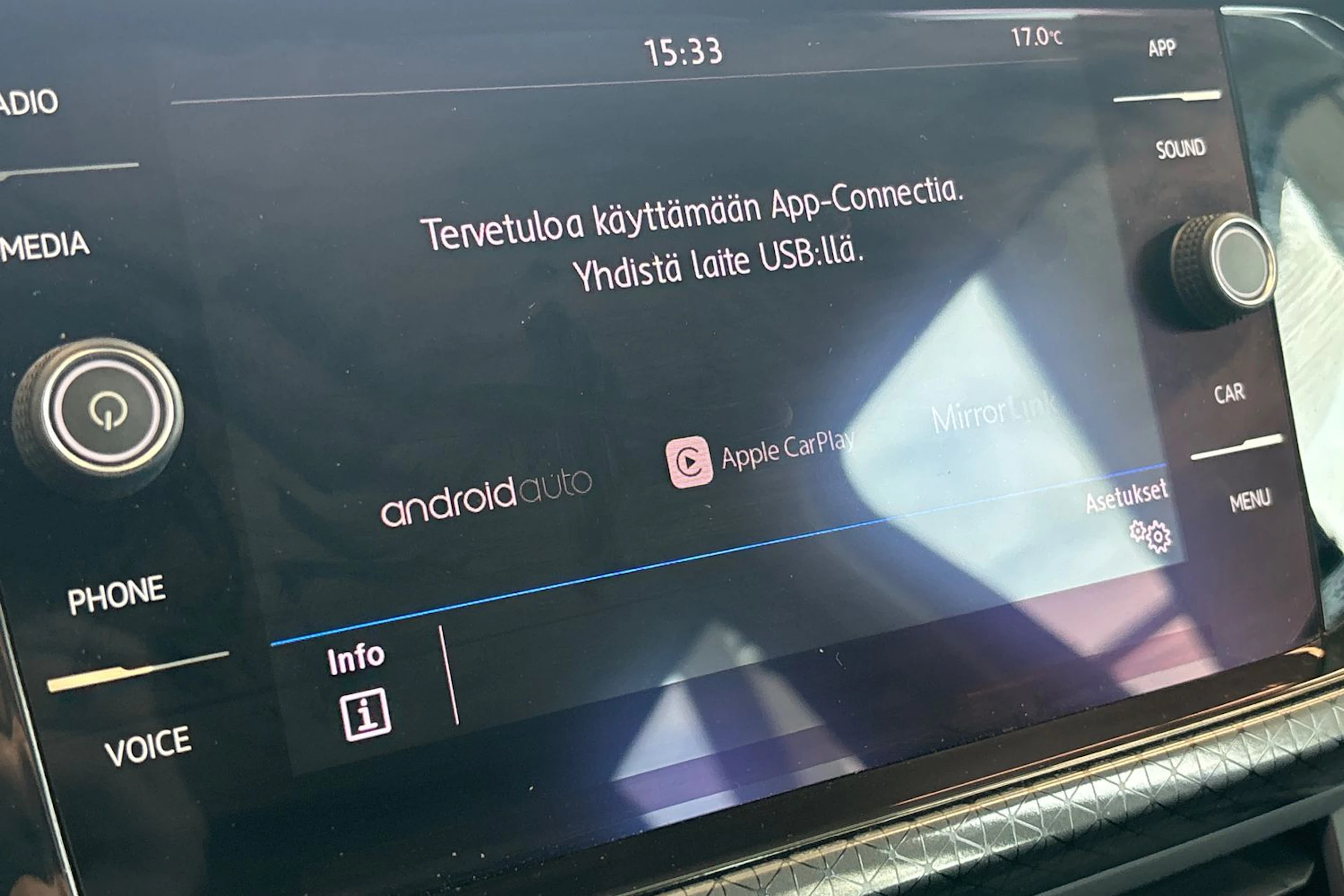met. sininen Volkswagen T-Cross 2020 kuva 24.