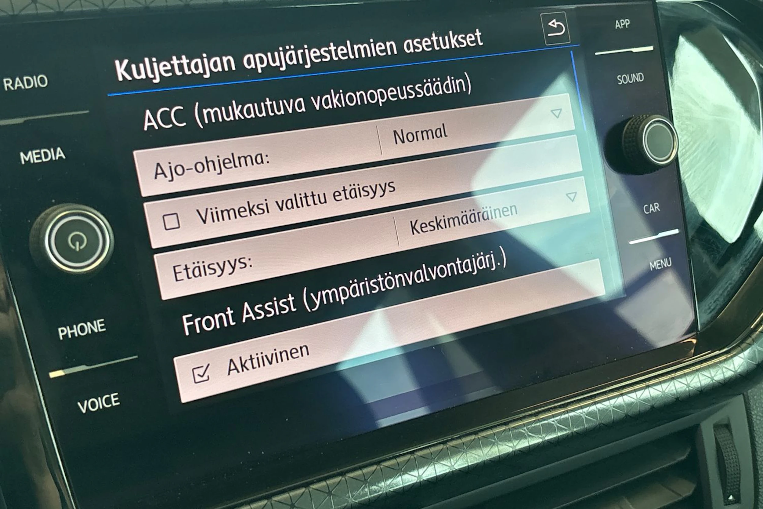 met. sininen Volkswagen T-Cross 2020 kuva 25.