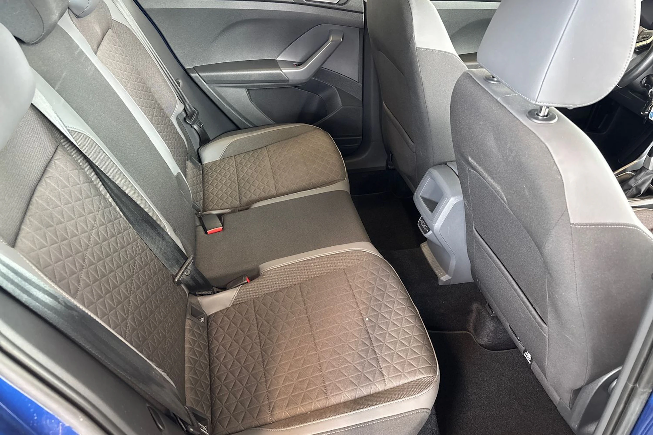 met. sininen Volkswagen T-Cross 2020 kuva 31.