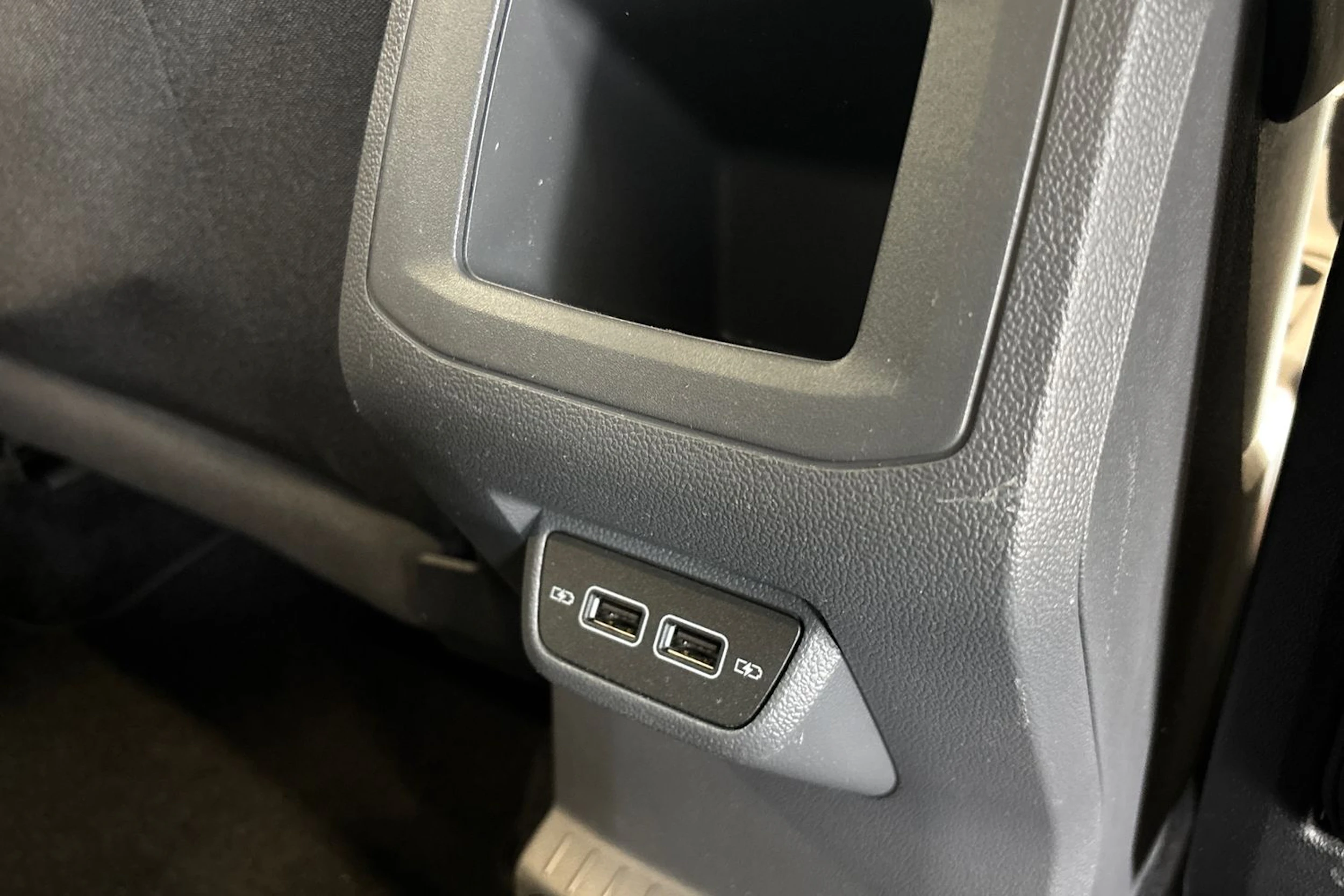 met. sininen Volkswagen T-Cross 2020 kuva 32.