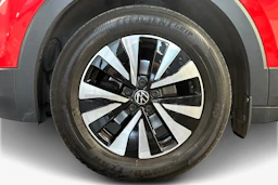 punainen Volkswagen T-Cross 2020 kuva 12.