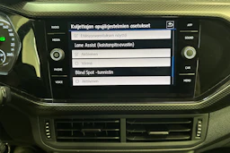 punainen Volkswagen T-Cross 2020 kuva 22.