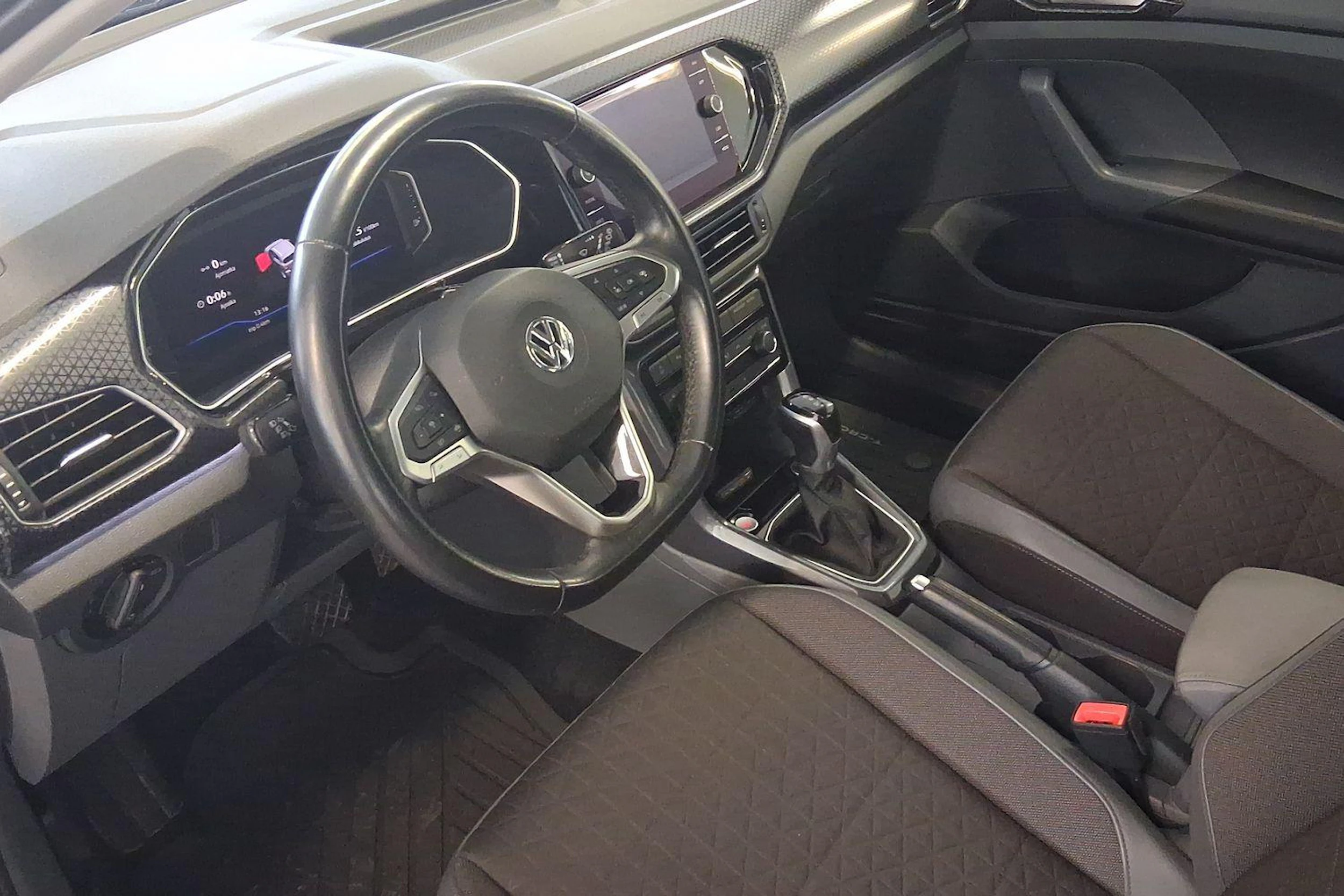 met. sininen Volkswagen T-Cross 2020 kuva 6.