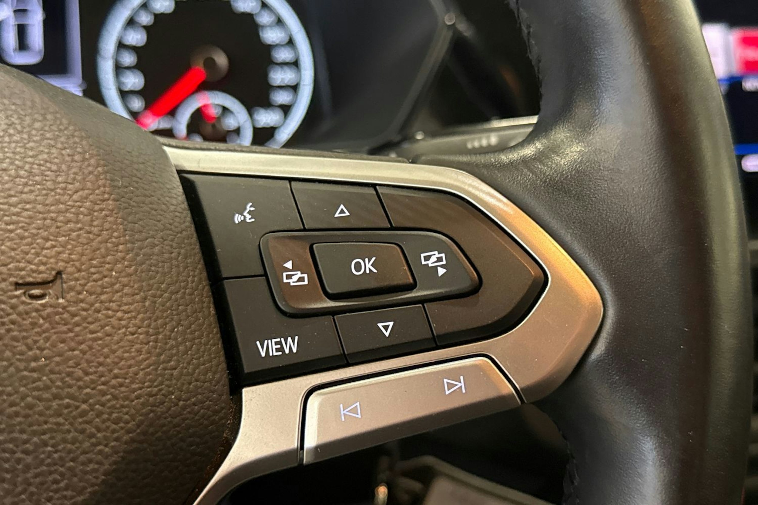 valkoinen Volkswagen T-Cross 2020 kuva 20.