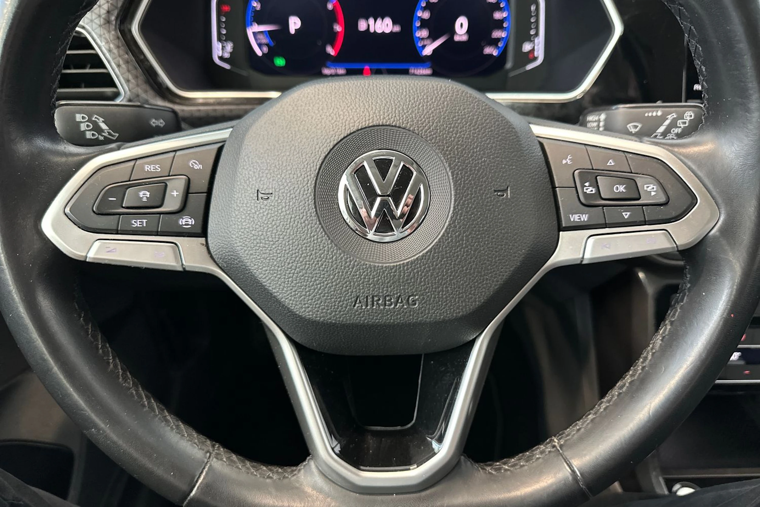 Valkoinen Volkswagen T-Cross 2020 kuva 13.