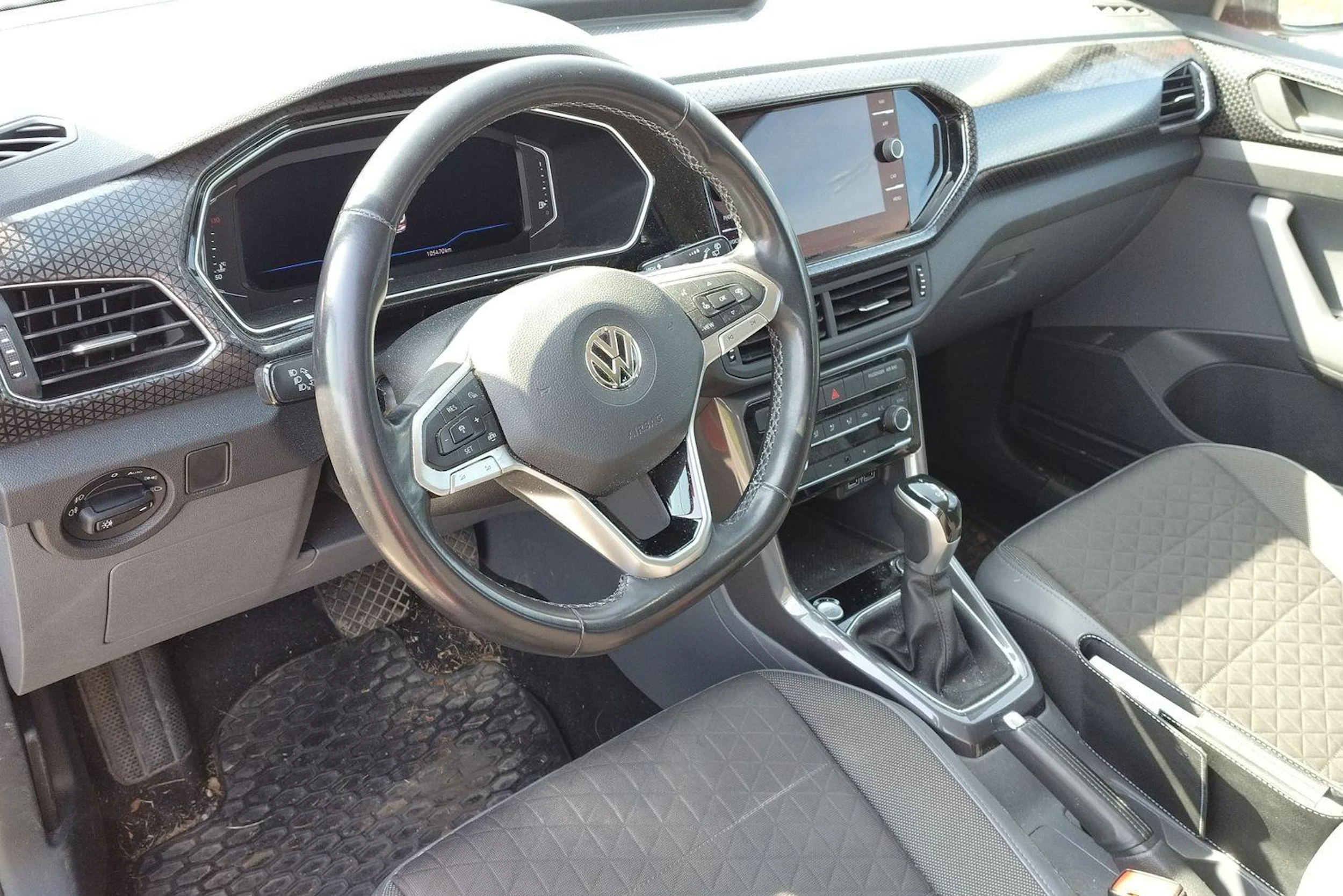 punainen Volkswagen T-Cross 2020 kuva 3.