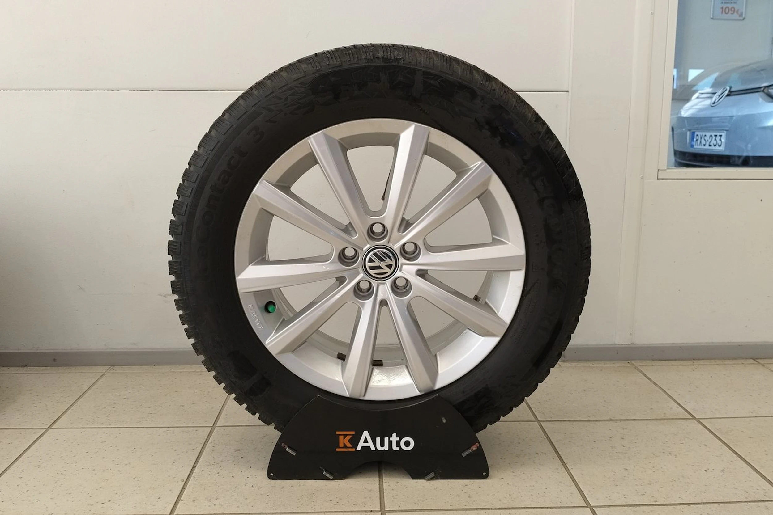 Punainen Volkswagen T-Cross 2020 kuva 13.